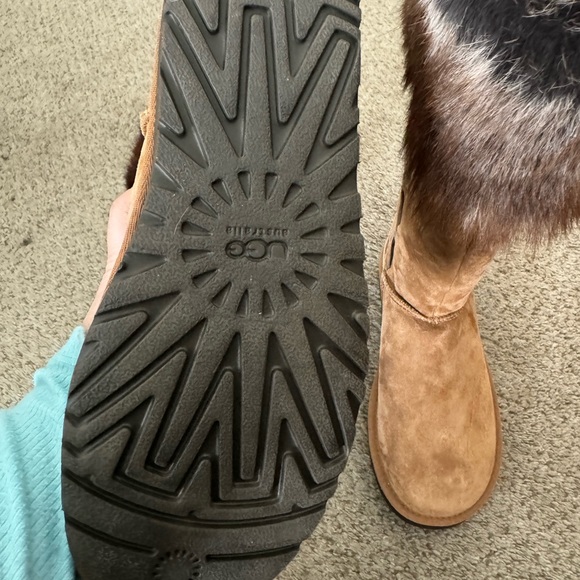 🆕 UGG Rosana tall chestnut fur boots - Picture 4 of 9